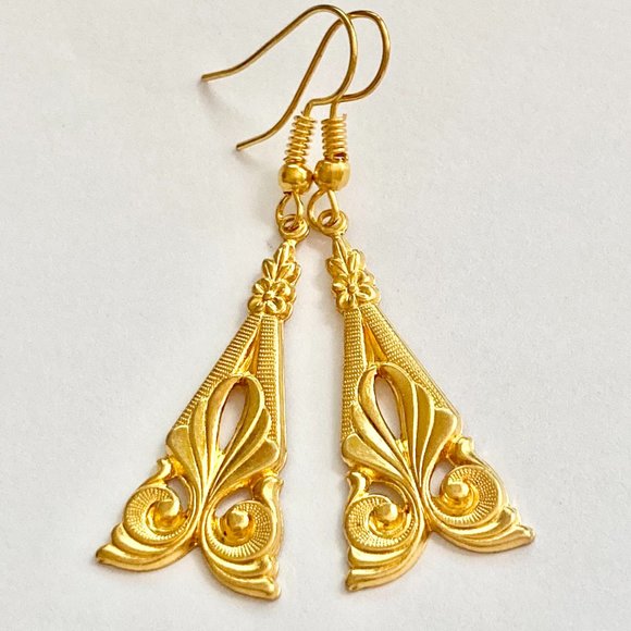 Vintage Filigree Gold Plated Art Deco Earrings Dangle Triangle Nouveau - Picture 1 of 7